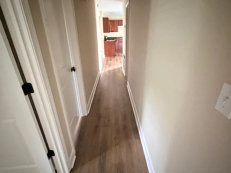 6908 Maize Dr — Photo 11