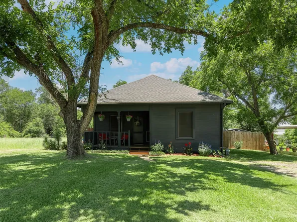 506 N Hill St, Caldwell, TX 77836
