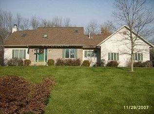 4079 Cedar Heights Trl, Center Point, IA 52213