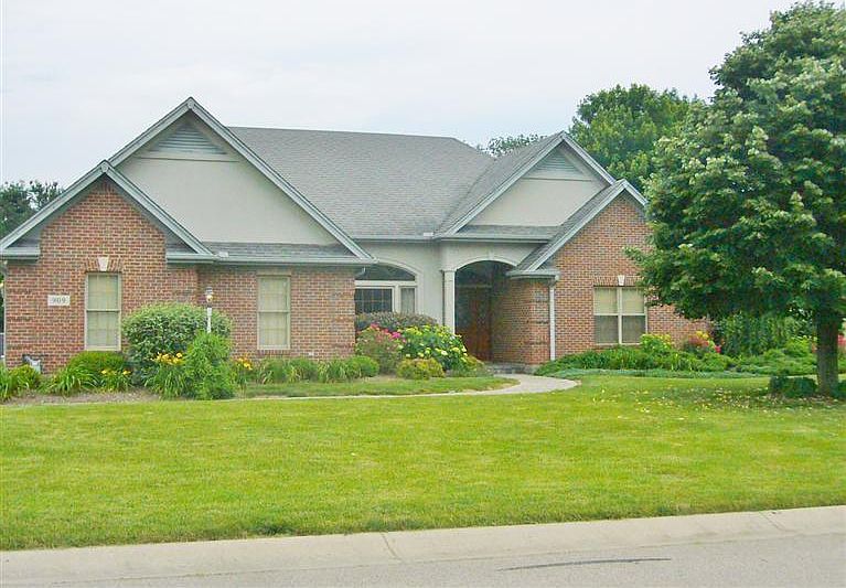 1st image of 909 Brookwood Dr
