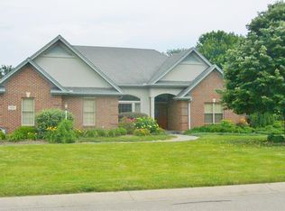909 Brookwood Dr, Troy, OH