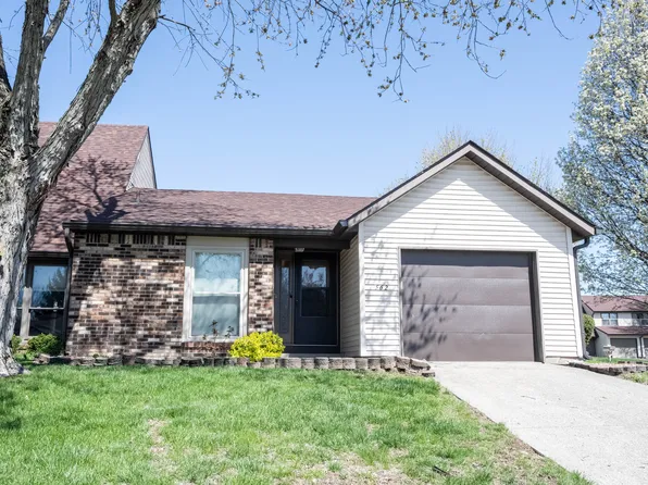 562 Monte Vista Dr, Greenwood, IN 46143