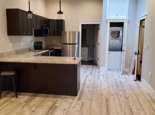 125 1/2 E College Ave APT 1, Appleton, WI 54911