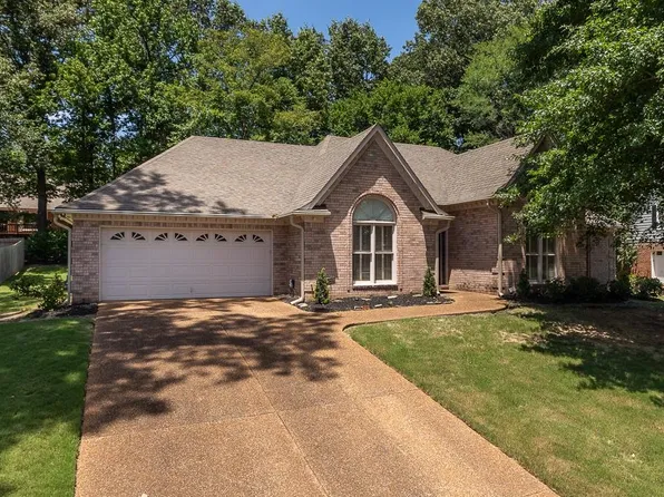 8668 Wood Mills Dr W, Cordova, TN 38016