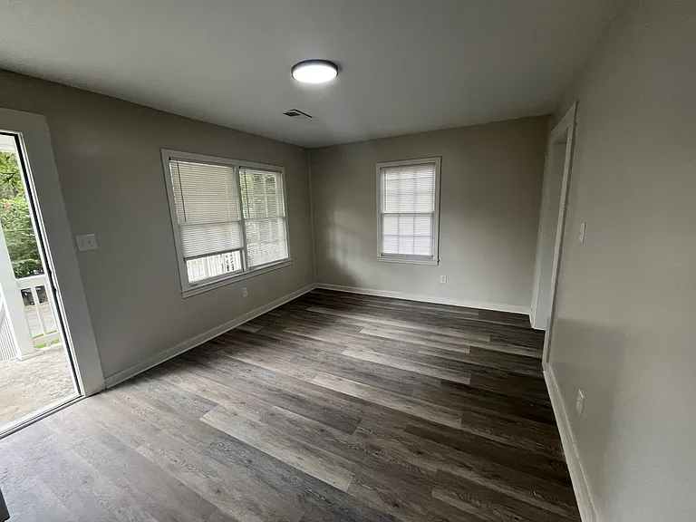 7313 Paris Ave — Photo 12