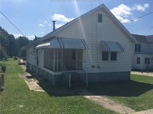 20182 Buffalo Rd, Buffalo, WV 25033