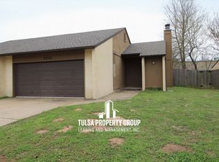 2215 W Galveston St, Broken Arrow, OK 74012