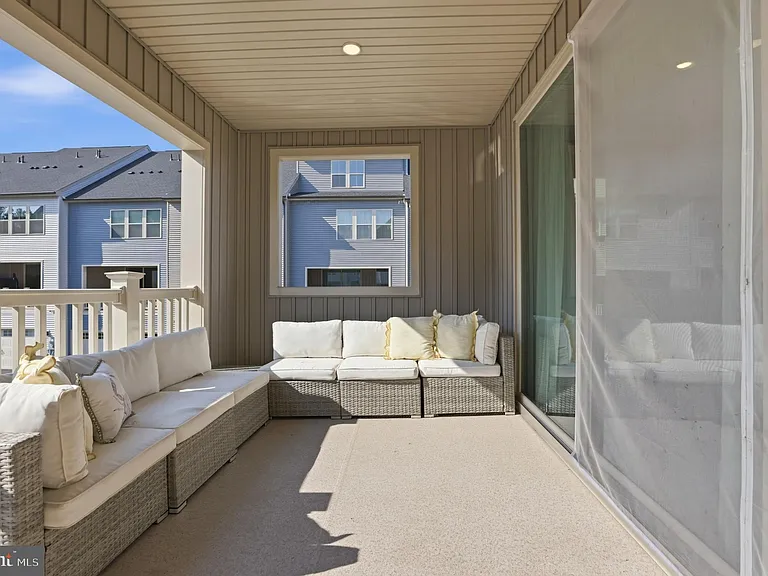 10120 Stonecat Mews — Photo 14