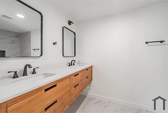 238 Briar Oaks Dr — Photo 8