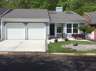 23 Portsmouth Dr, Old Bridge, NJ 08857