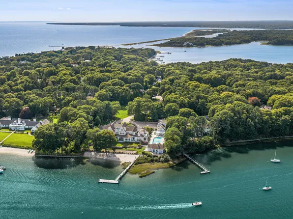 74 Garrison Lane, Osterville, MA 02655