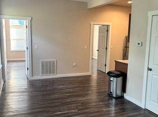 251 Congress St APT 9, Troy, NY 12180