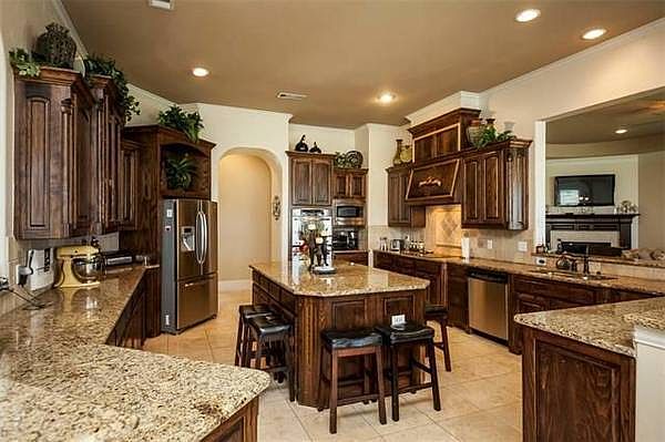 1st image of 2116 Becky Ln