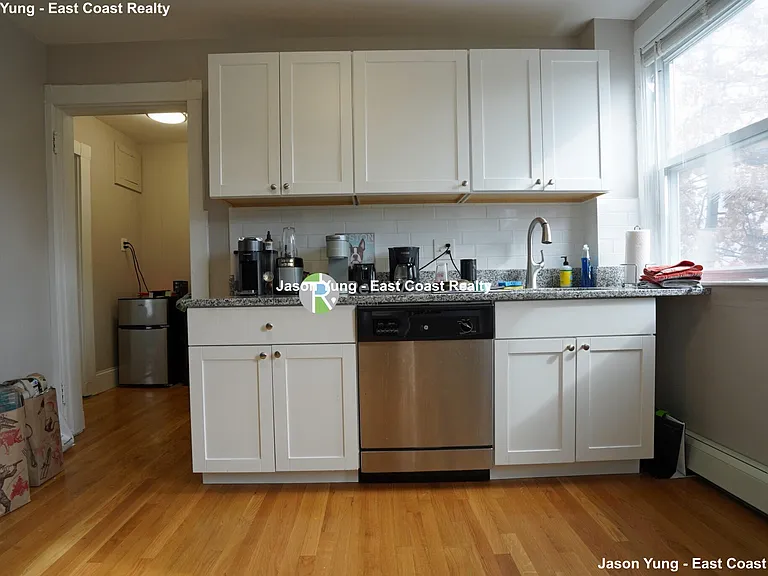 54 Ashford St #2 — Photo 22