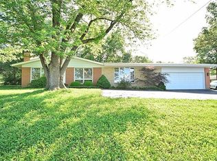 1076 Highway P, O'Fallon, MO 63366