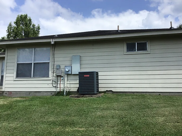 327 Leisure Ln — Photo 21