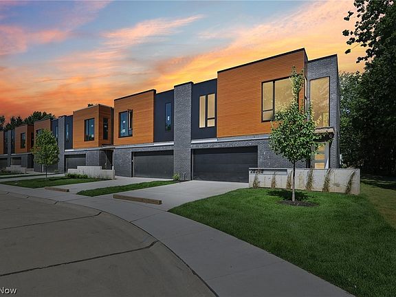 2nd image of 28248 Hallberg Dr