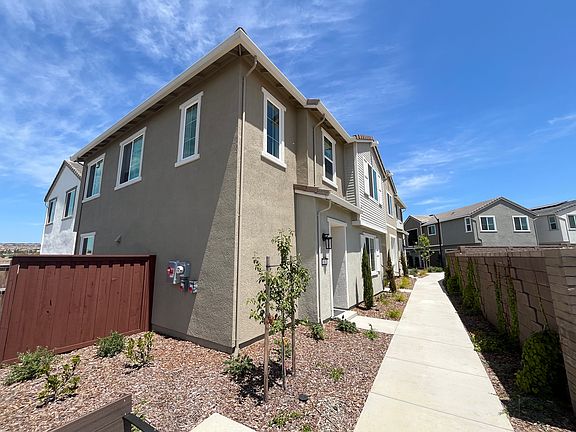 3rd image of 14545 Southpointe Dr #61