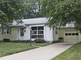 411 31st St SE, Cedar Rapids, IA 52403