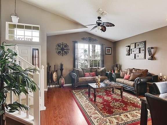 4th image of 512 Casa Marina Pl
