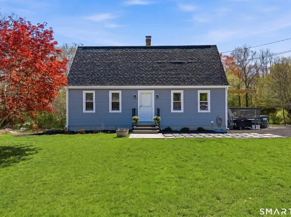 1 Highview Terrace, Ledyard, CT 06339