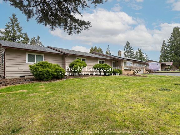 2nd image of 19035 SE Carmel Dr
