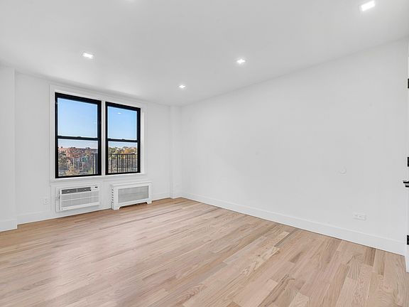 4th image of 35-20 Leverich St #526