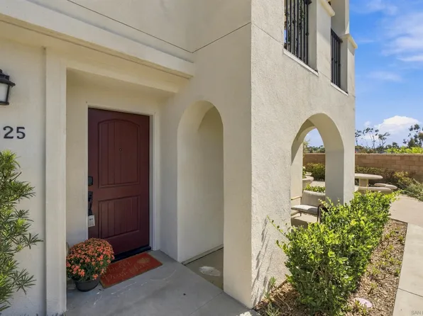 1525 Fig Tree Way, Oceanside, CA 92056