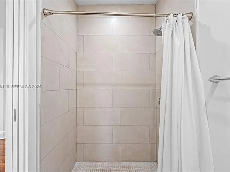 3500 Ponce De Leon Blvd #3500 — Photo 29