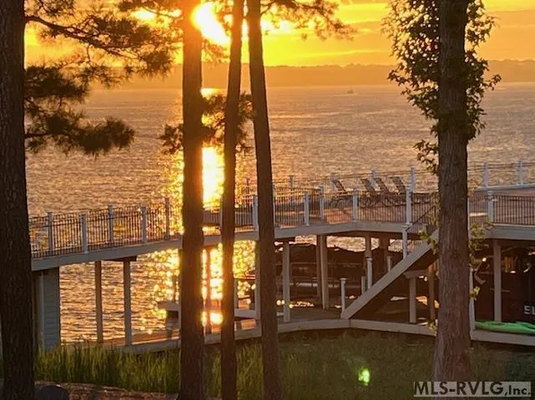 182 Meeting St, Littleton, NC 27850