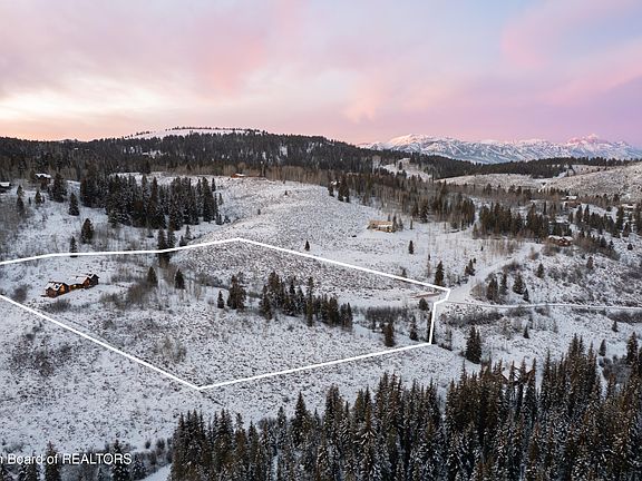 5th image of 4020 W Bronco Rd