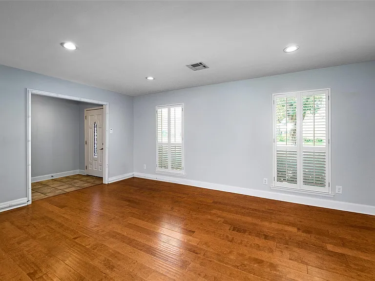 3415 Freshmeadows Dr — Photo 6