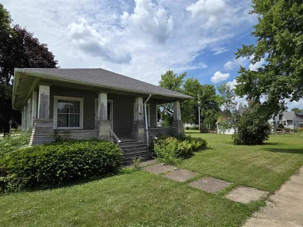 312 3rd Ave, Clarence, IA 52216