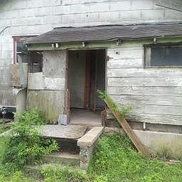 2nd image of 3123 Bay St