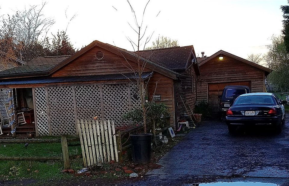 1st image of 5827 124th Avenue Ct E