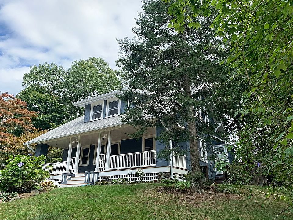 2nd image of 17 Orlando Ave