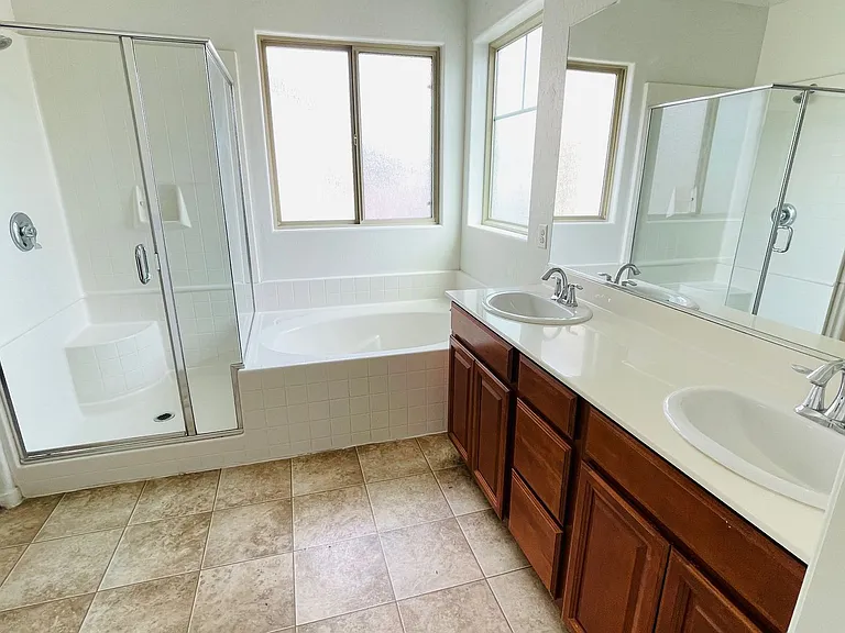 669 Emerald Idol Pl — Photo 13