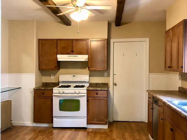 55 Brown St #2 — Photo 9