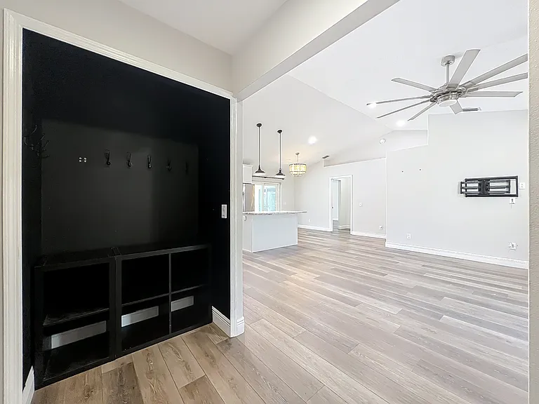 1342 Richwood Cir — Photo 5