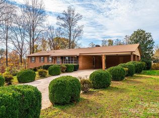 8 Finn St, Granite Falls, NC 28630