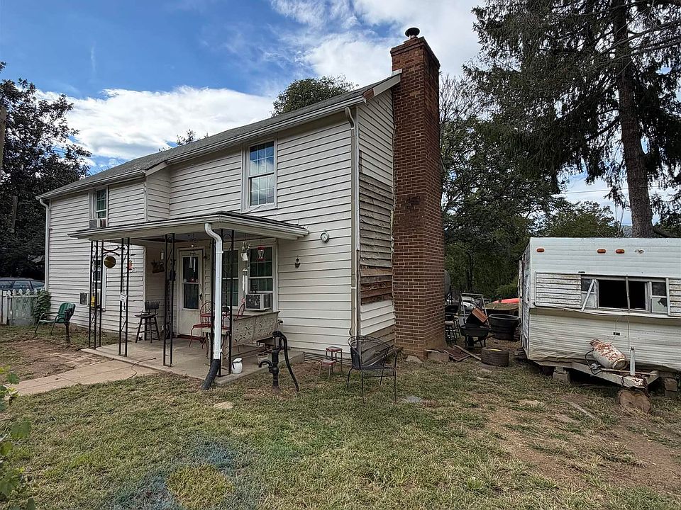 2nd image of 5072 Green Creek Rd