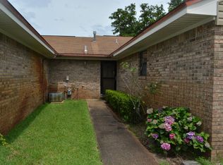 221 Carmel Dr UNIT 29, Fort Walton Beach, FL 32547