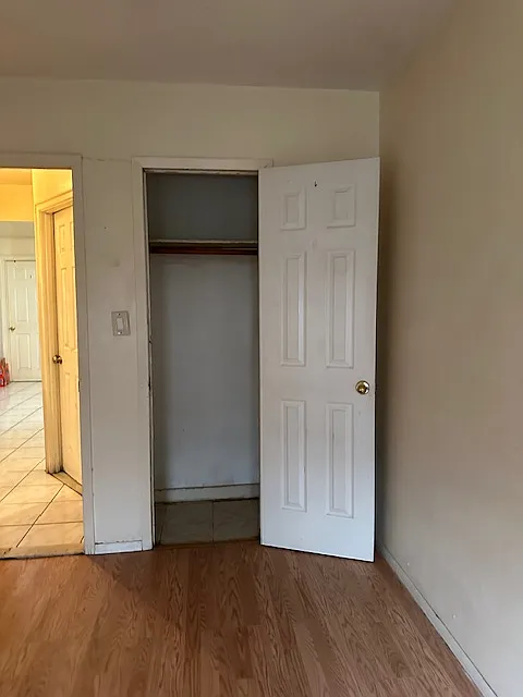 1 bed, 100 sqft, $1,200 — Photo 2
