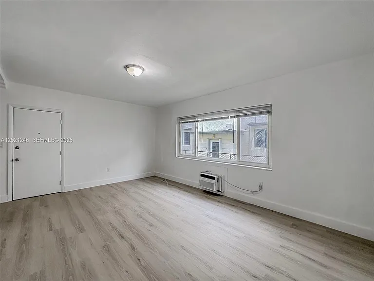 955 Bay Dr #2 — Photo 12