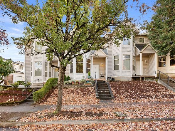 3134 NE 103rd Pl