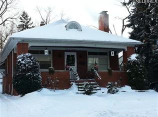 3500 E Scarborough Rd, Cleveland Heights, OH 44118
