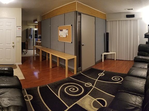 4th image of 1440 Mikon St APT A