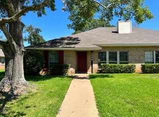6004 Plantation Dr, Tyler, TX 75703