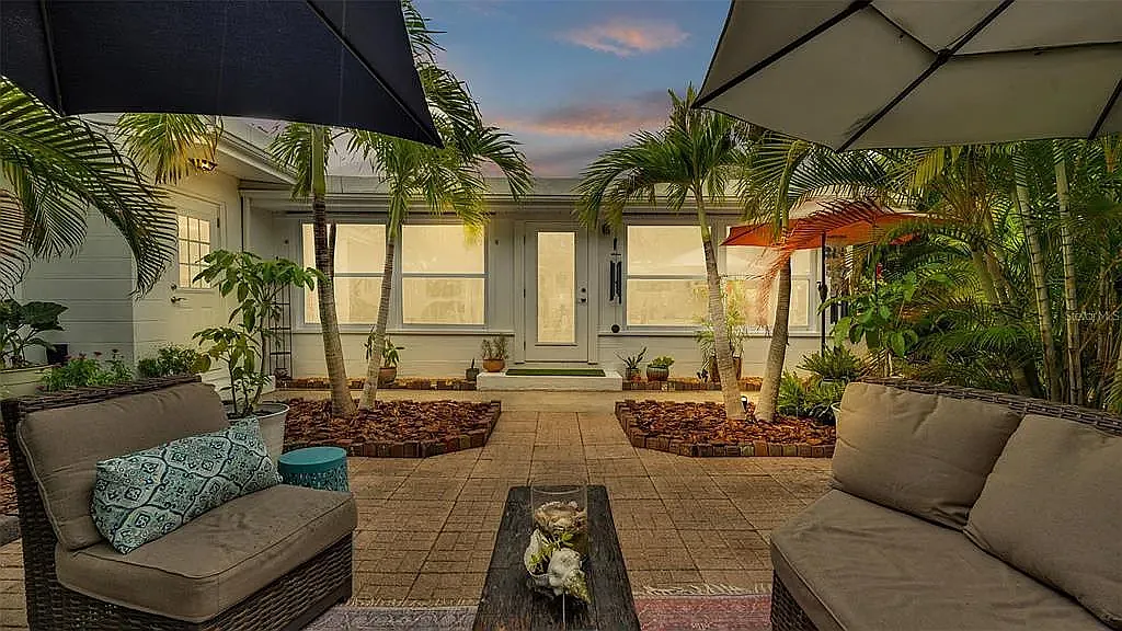 1 bed, 750 sqft, $2,200 — Photo 1