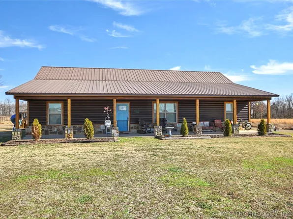 9754 N 510th Rd, Tahlequah, OK 74464